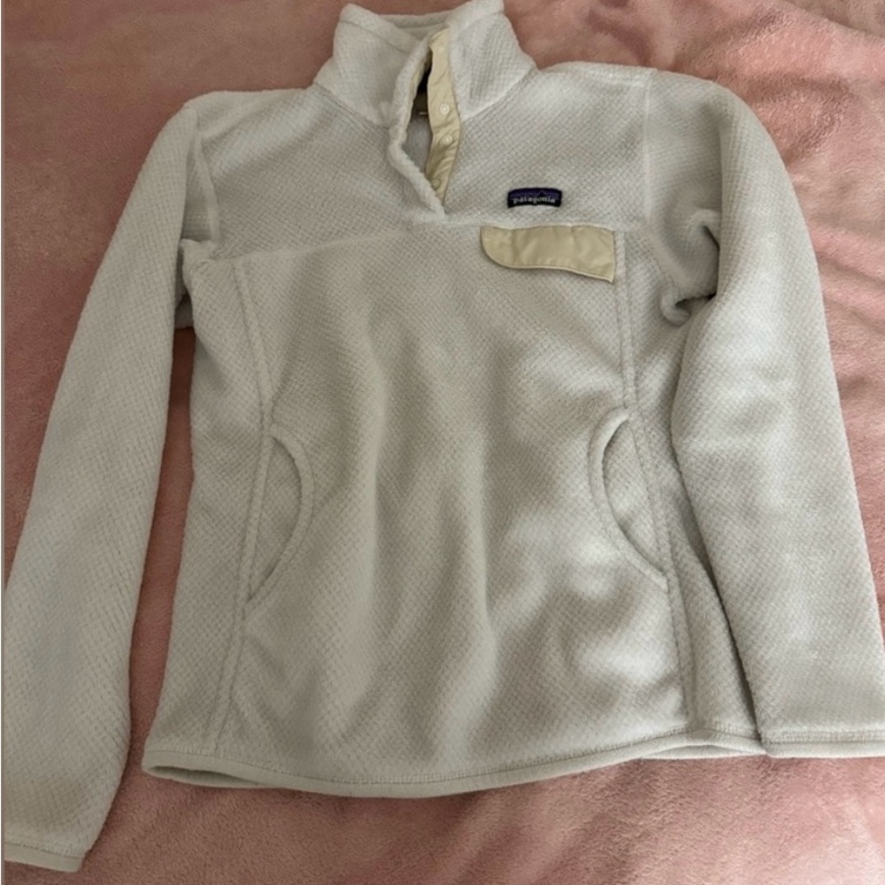 Patagonia Cream Pullover Fleece